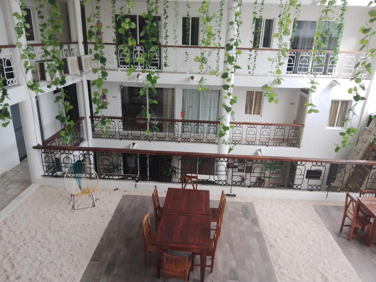 Casa Calendario Azteca Hotel Playa del Carmen Buitenkant foto